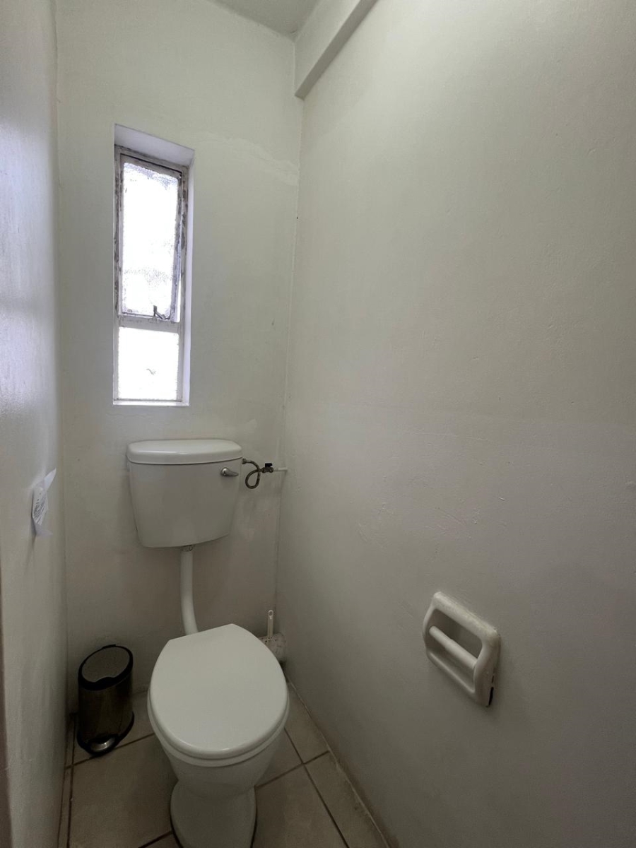 2 Bedroom Property for Sale in Humewood Eastern Cape